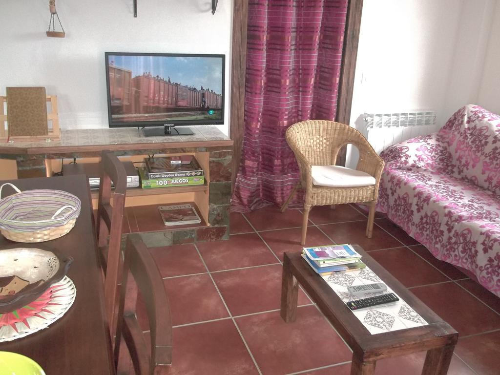 Apartamento El Dragon Serrano Sotoserrano Szoba fotó