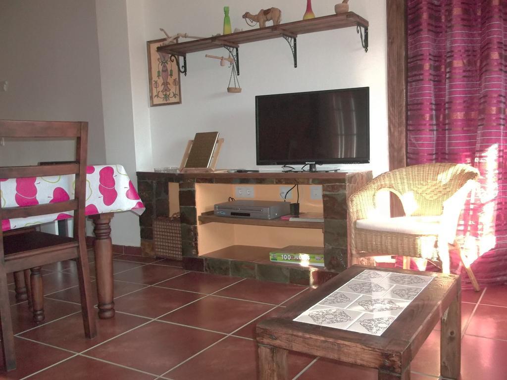 Apartamento El Dragon Serrano Sotoserrano Kültér fotó